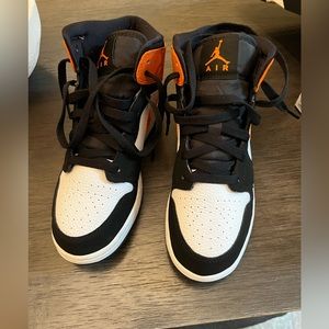 Nike worn once girls or boys shoes